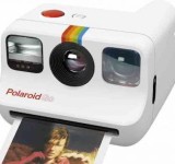 Polaroid Go: Η μικρότερη στον κόσμο αναλογική φωτογραφική μηχανή στιγμιαίας εκτύπωσης