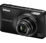 Nikon Coolpix S800c: Εξοπλισμένη με Android