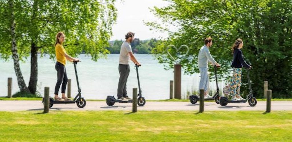 Η VMAX έρχεται στην Ελλάδα με τα e-SCOOTER