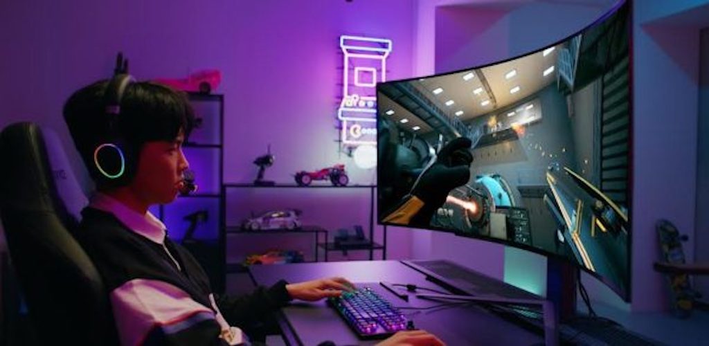 Ανεβάστε την απόδοσή σας στο gaming με τη νέα κυρτή ULTRAGEAR OLED 240Hz