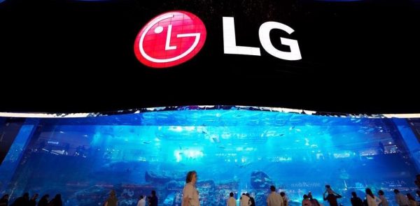 LG: H μεγαλύτερη OLED Digital Signage κατασκευή στον κόσμο