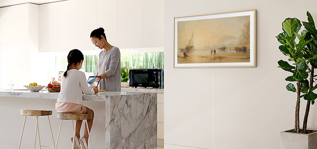 Η Samsung Electronics ανακοινώνει νέες κορυφαίες συνεργασίες για την τηλεόραση «The Frame»