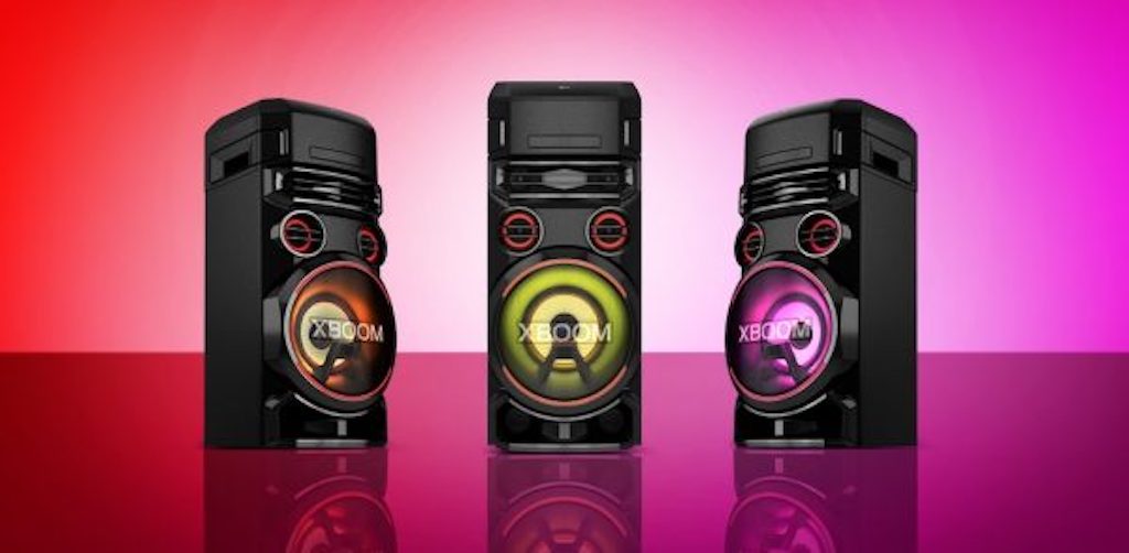 Ανεβάστε την ατμόσφαιρα του Χριστουγεννιάτικου πάρτι με το All-in-One ηχείο της LG