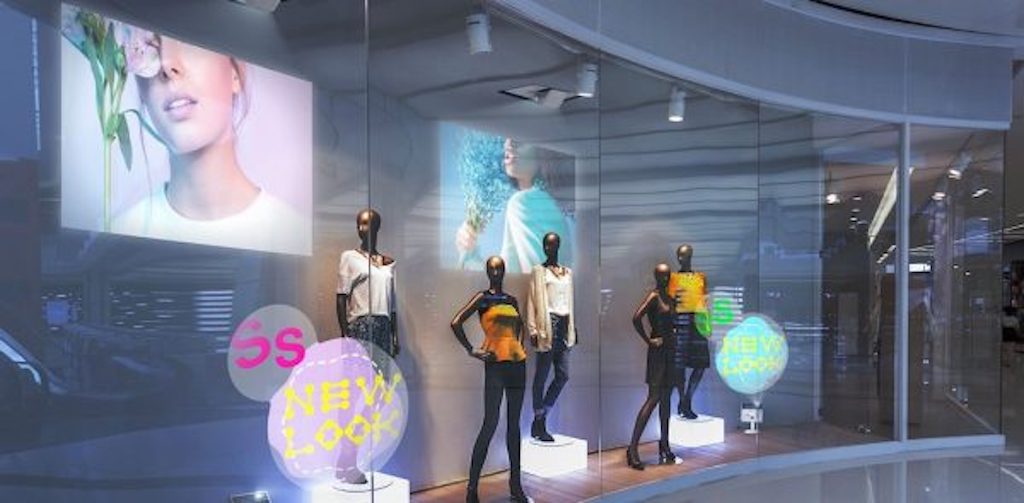 Η Epson παρουσιάζει νέα σειρά βιντεοπροβολέων ψηφιακής σήμανσης για βιωματικές εμπειρίες