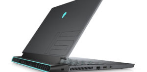 Alienware m15 right view ex