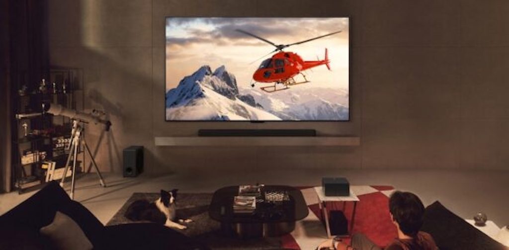 Η LG παρουσιάζει τη νέα LG OLED EVO M4 με ασύρματη συνδεσιμότητα