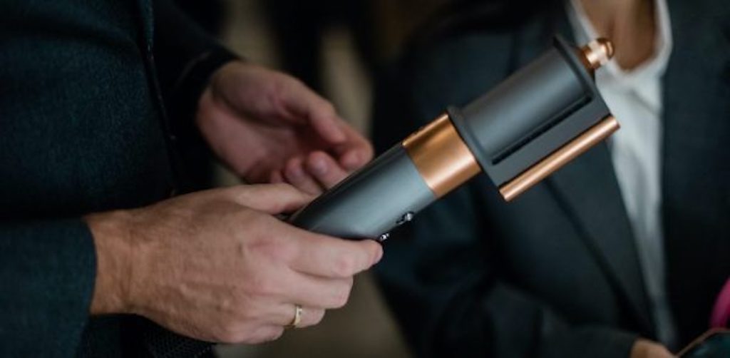 To Airwrap multi-styler της Dyson ήρθε στην Ελλάδα και γιόρτασε με ένα Hair Science Event
