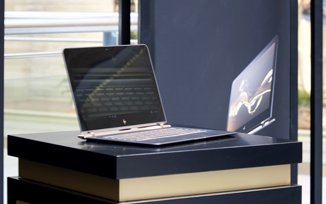 Γνωρίστε τον ΗP Spectre, το λεπτότερο notebook παγκοσμίως