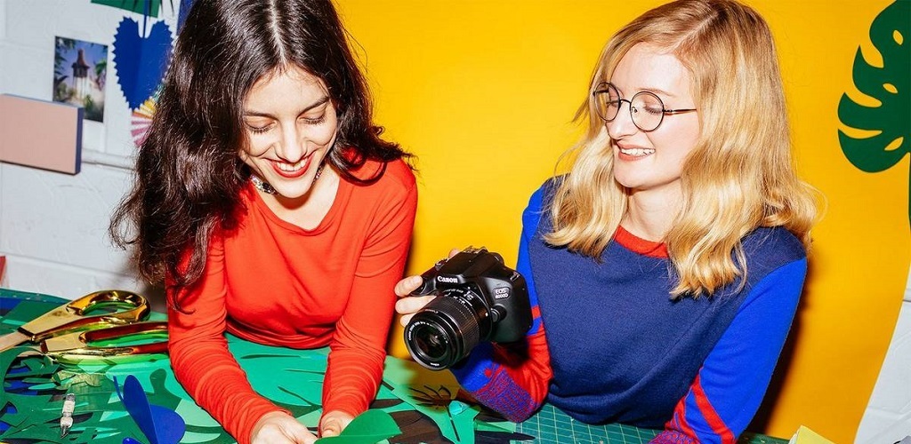 Το Public φέρνει σε αποκλειστικότητα την ολοκαίνουργια φωτογραφική μηχανή DSLR Canon EOS 4000D!