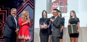 Το απόλυτο unboxing των Χριστουγέννων από τη Huawei 4 1 800x391